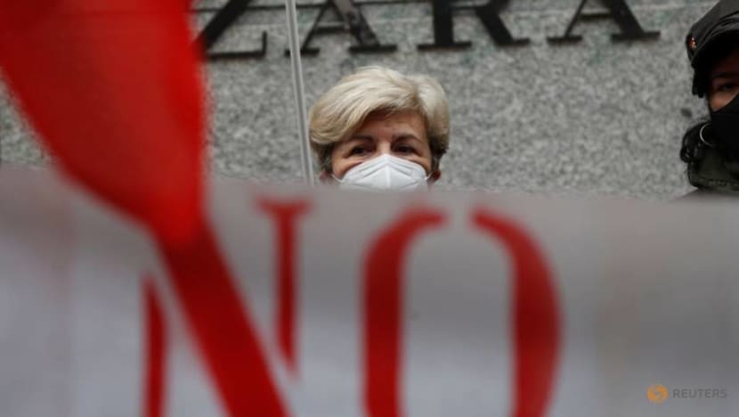 Spanish unions cry foul as Inditex shuts stores Spanish unions cry foul as Inditex shuts stores