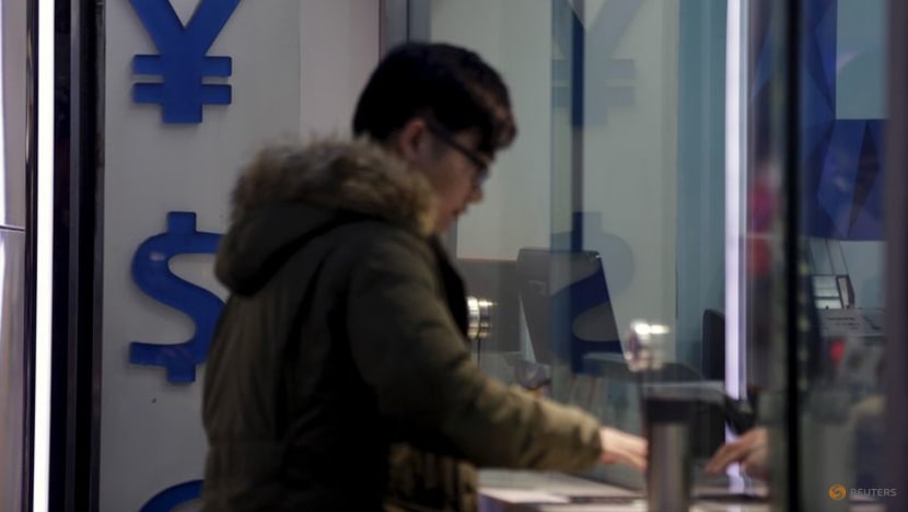 China's forex regulator says foreign outflows 'under control' China's forex regulator says foreign outflows 'under control'