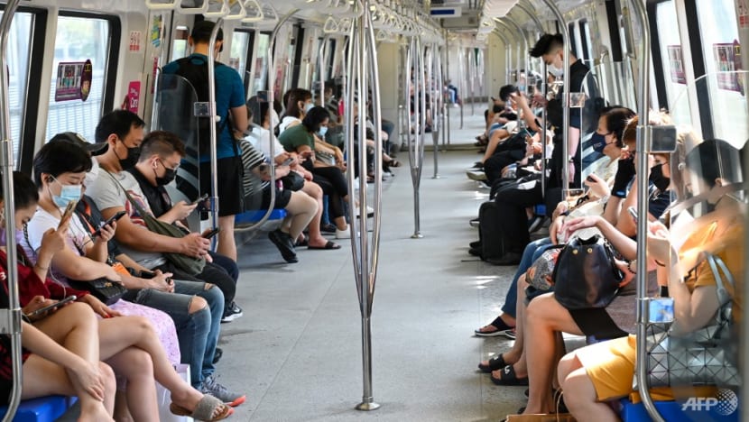 Singapore’s COVID-19 weekly infection growth rate back above 1 for first time since Nov 12 Singapore’s COVID-19 weekly infection growth rate back above 1 for first time since Nov 12