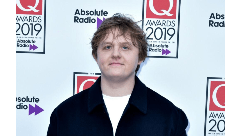 Lewis Capaldi: I won't write songs about being chubby