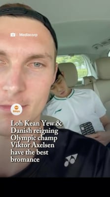 The shuttlers are so close, the Dane’s four-year-old daughter calls the 27-year-old Singaporean “Uncle Loh”. 

To read the full story, click the link in our bio.

https://www.8days.sg/entertainment/local/loh-kean-yew-viktor-axelsen-bromance-olympics-paris-833786