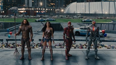 Zack Snyder Explains Why Justice League Is R-Rated: “It's A Pure Exercise In Creative Freedom”