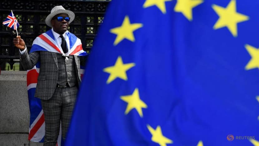 Over 750,000 EU nationals seek UK residence for Brexit Over 750,000 EU nationals seek UK residence for Brexit