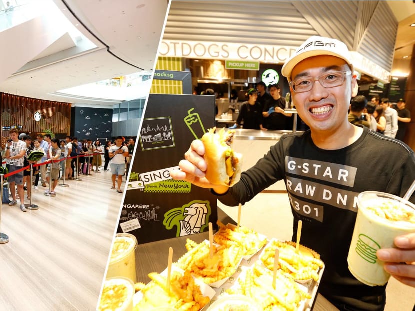 Shake Shack SG Opens Today & First Guy In Line Queued 6 Hours From 4.30am - TODAY Shake Shack Sg Opens Today & First Guy In Line Queued 6 Hours From 4.30Am - Today