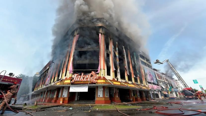 RM100 million in preliminary losses after fire destroys Jakel garment outlet in Malaysia