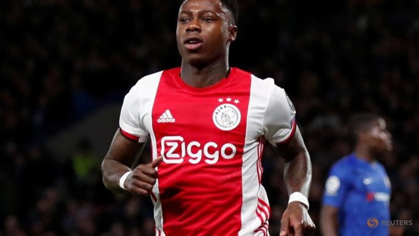 Ajax's Promes arrested in connection with stabbing -Telegraaf Ajax's Promes arrested in connection with stabbing -Telegraaf