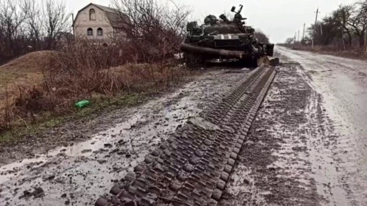 Ukraine says Mariupol evacuation delayed by Russian ceasefire violations