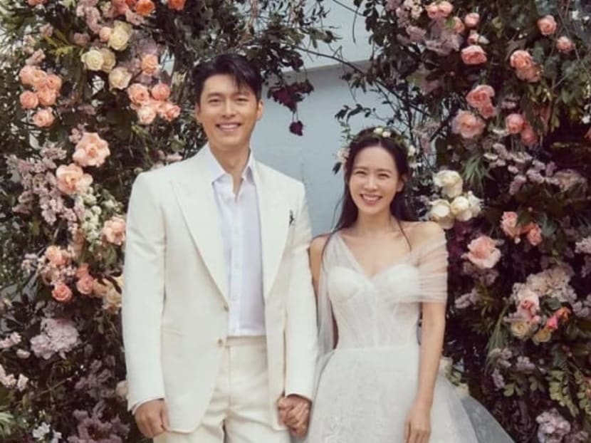 Newlyweds Hyun Bin and Son Ye-jin spotted heading to LA for their honeymoon