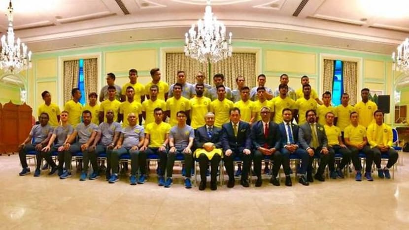 Dr Mahathir suntik semangat Harimau Malaya jelang final Piala AFF Suzuki 2018