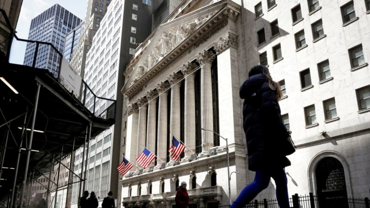 wall-street-tumbles-amid-federal-reserve-tightening-jitters-economic-rumblings