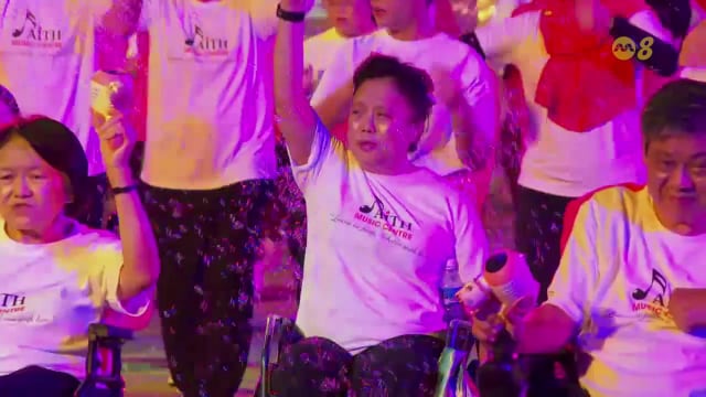 前线追踪 | 她行动不便却登上妆艺舞台