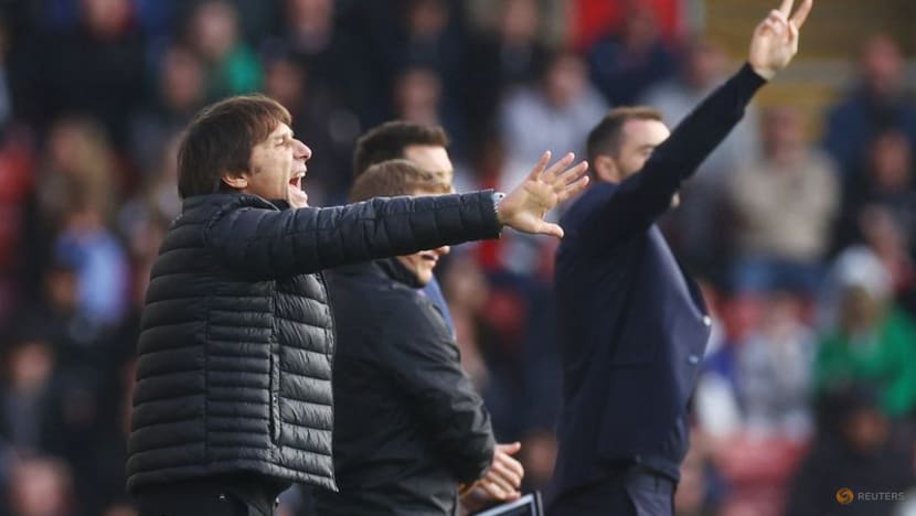 Conte blasts 'selfish' Tottenham players after draw at Southampton