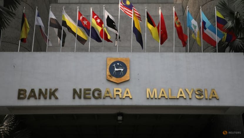 Malaysia central bank slashes 2021 growth outlook as COVID-19 surge, lockdowns weigh Malaysia central bank slashes 2021 growth outlook as COVID-19 surge, lockdowns weigh