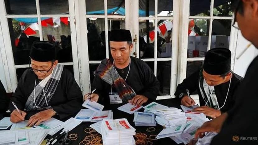 Lebih 270 orang mati akibat kerja terlalu teruk semasa pilihan raya Indonesia