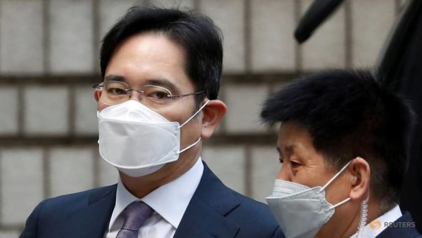 Trial begins in Samsung leader Jay Y Lee's suspected fraud, stock manipulation case
