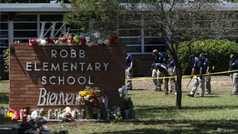 Uvalde school police chief defends Texas shooting response Uvalde school police chief defends Texas shooting response