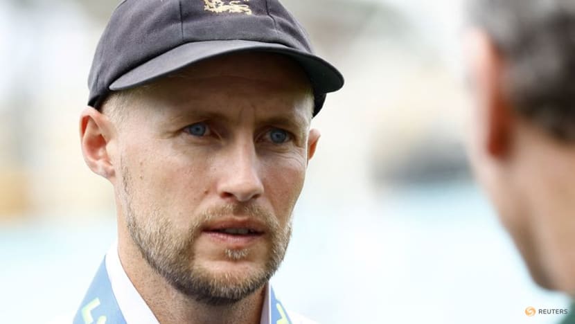 England's Root shrugs off identity crisis with unbeaten ton against New Zealand England's Root shrugs off identity crisis with unbeaten ton against New Zealand