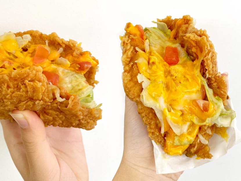 We try the new “no shell, all chicken” taco.