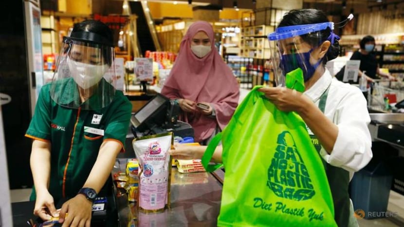 Indonesia's virus-hit economy contracts for first time in two decades Indonesia's virus-hit economy contracts for first time in two decades