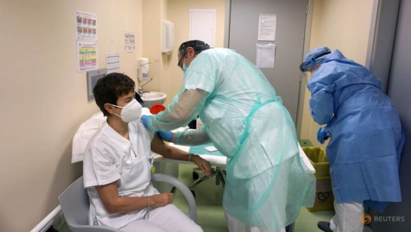 Italy to take legal action on COVID-19 vaccine delays to get doses Italy to take legal action on COVID-19 vaccine delays to get doses