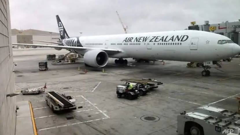 Pesawat Air New Zealand terpaksa patah balik; tiada kebenaran mendarat di China