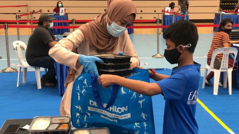 Pekerja barisan hadapan, keluarga Muslim memerlukan tidak dilupakan: Heng Swee Keat