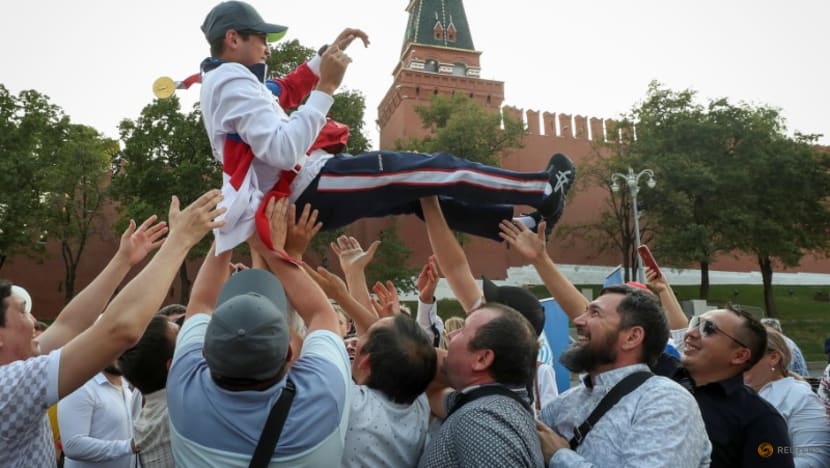 Olympics-Russia welcomes medallists home with Red Square festivities Olympics-Russia welcomes medallists home with Red Square festivities