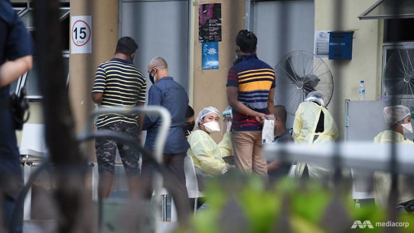 COVID-19 infections in Singapore top 11,000, with 1,037 new cases COVID-19 infections in Singapore top 11,000, with 1,037 new cases