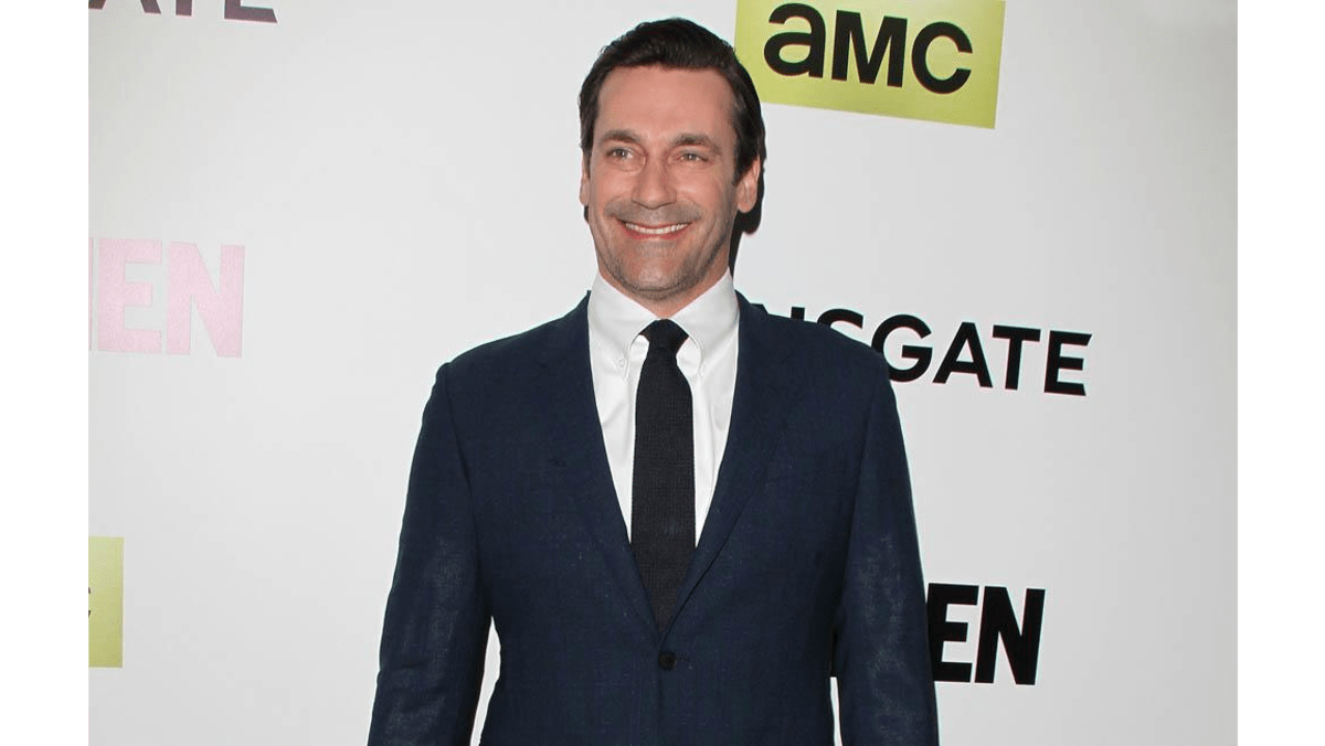 Jon Hamm considering career change 8days