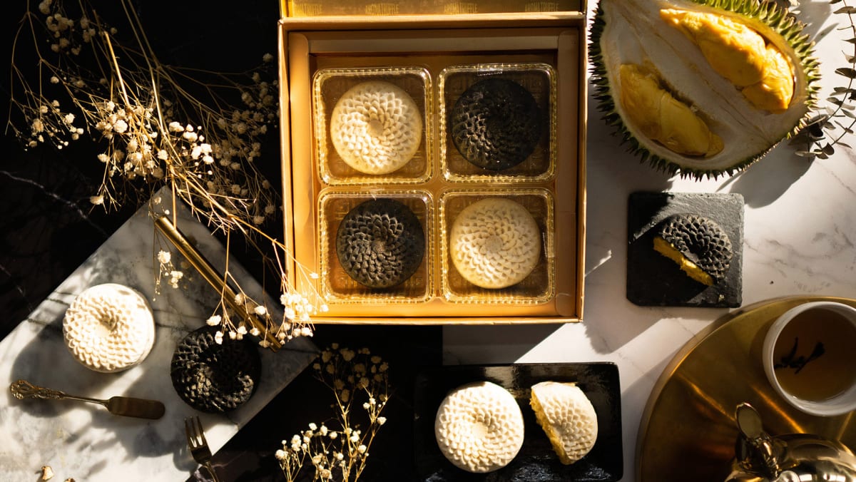 Mooncakes You'll Actually Want To Eat This Mid-Autumn Festival 2021 - ELLE  SINGAPORE
