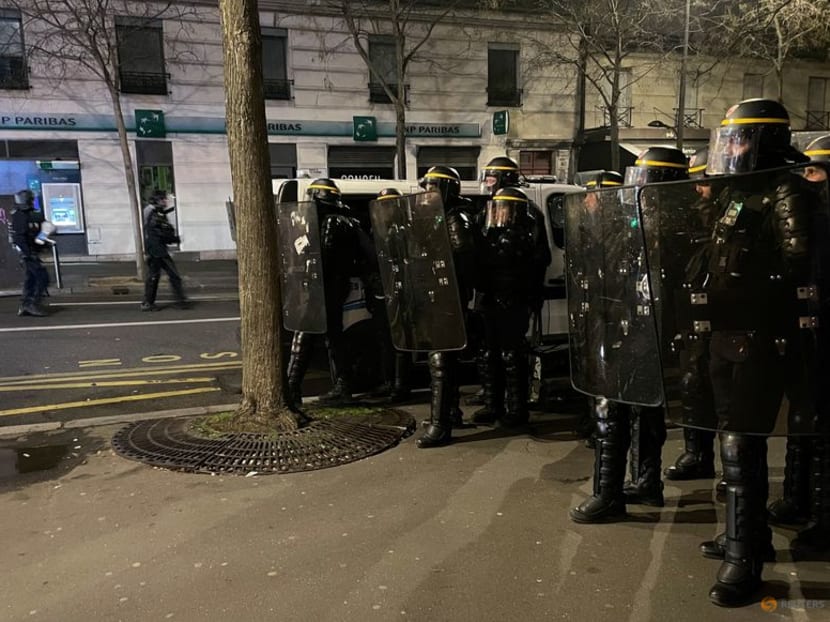 Paris police, protesters clash for third night over Macron's pension reform Paris police, protesters clash for third night over Macron's pension reform