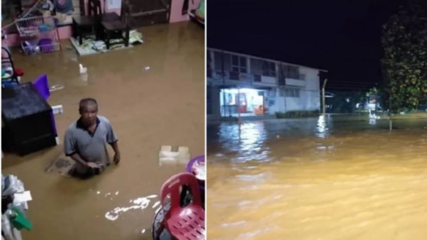 Heavy rains and flash floods force over 1,000 people to be evacuated in Malaysia