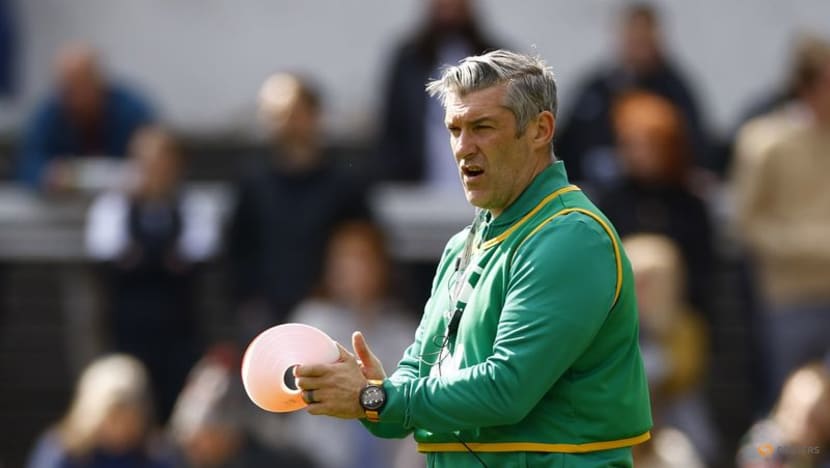 IRFU is not sexist, says Ireland women's head coach IRFU is not sexist, says Ireland women's head coach