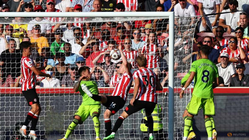 Man City crush Bournemouth, Arsenal also claim second win Man City crush Bournemouth, Arsenal also claim second win