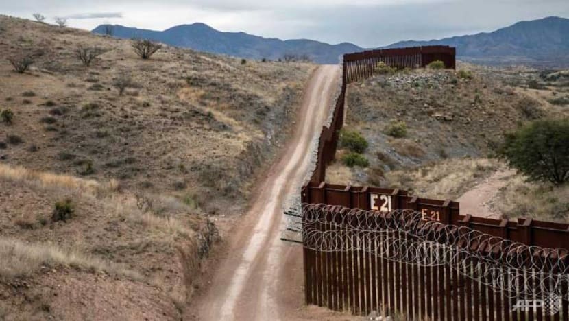 Trump aide predicts 'hundreds of miles' of border wall by 2020 Trump aide predicts 'hundreds of miles' of border wall by 2020
