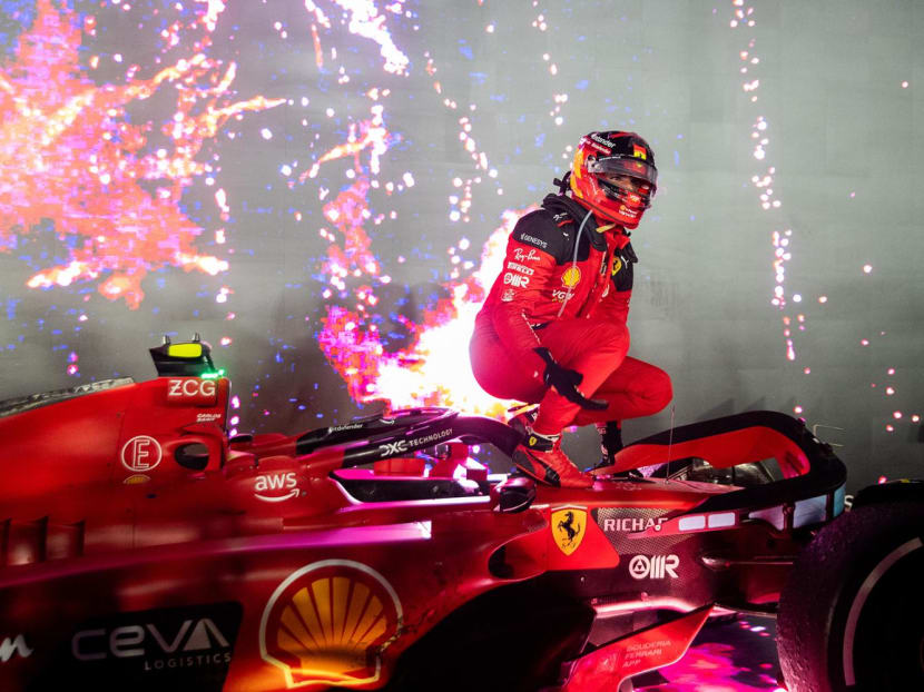 Ferrari's Sainz wins F1 Singapore Grand Prix in dramatic race, but fans of Verstappen leave disappointed