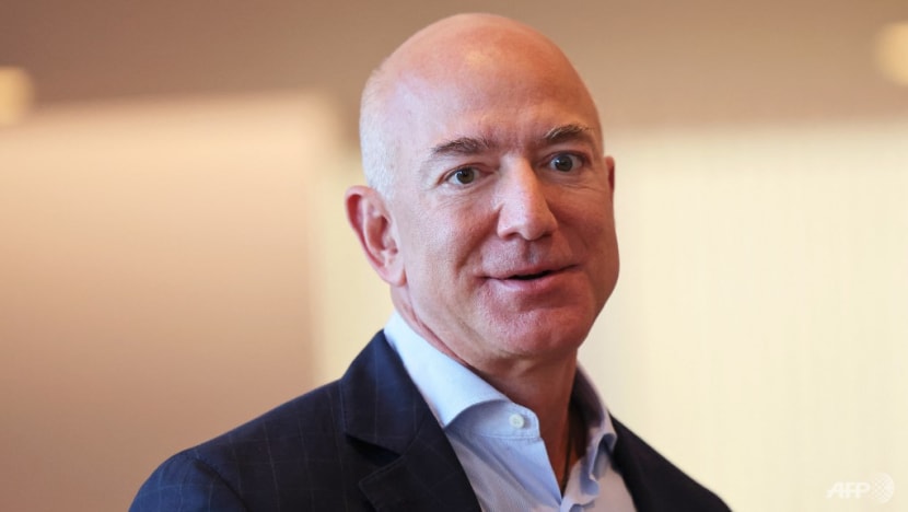Jeff Bezos lays out next steps for his US$10 billion earth pledge Jeff Bezos lays out next steps for his US$10 billion earth pledge