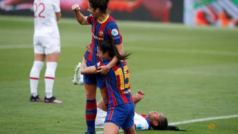 Soccer-Barcelona beat PSG to reach Women's Champions League final Soccer-Barcelona beat PSG to reach Women's Champions League final