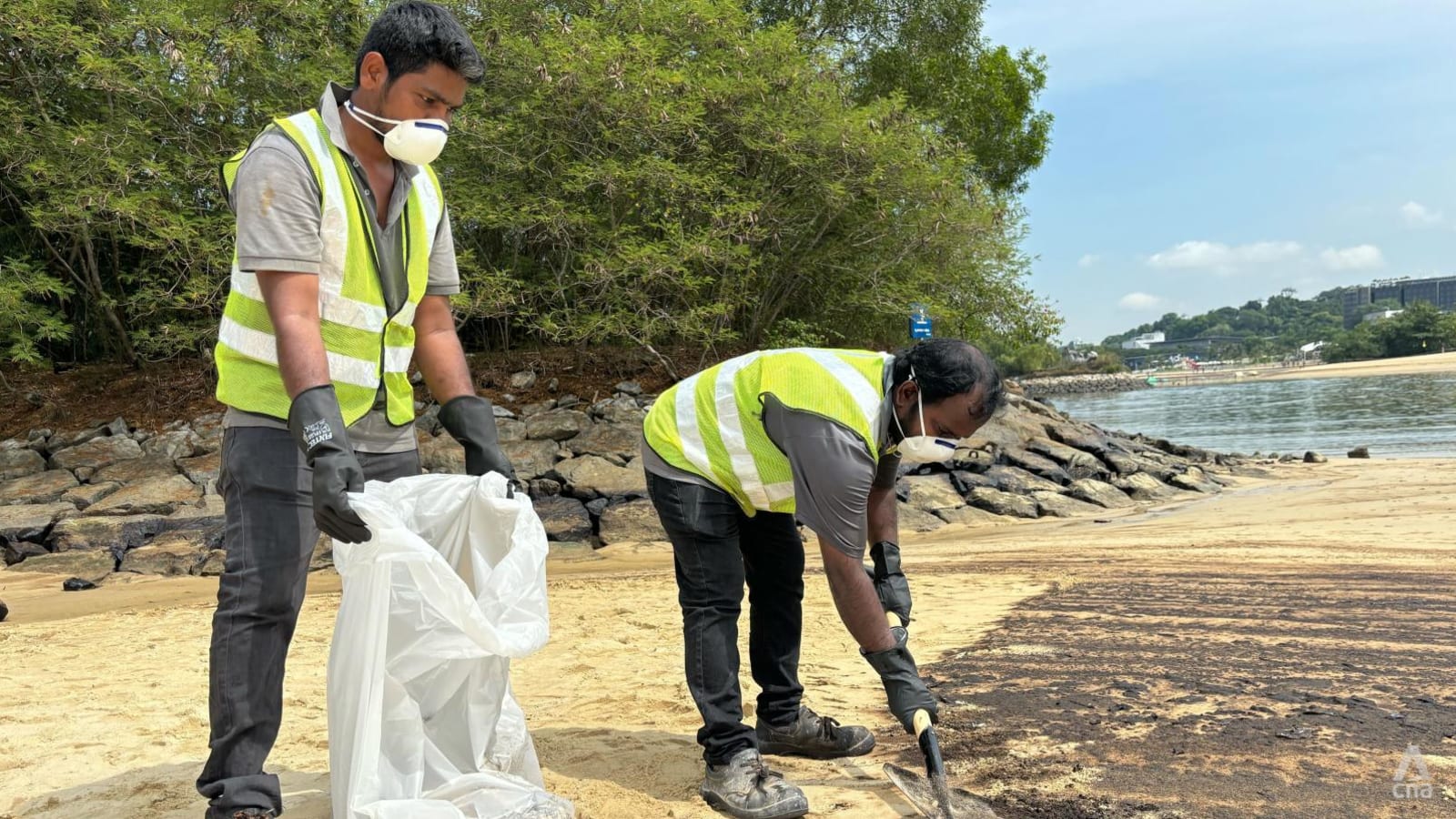Affected parts of Sentosa cordoned off several hours after oil spill on Jun 14 thumbnail