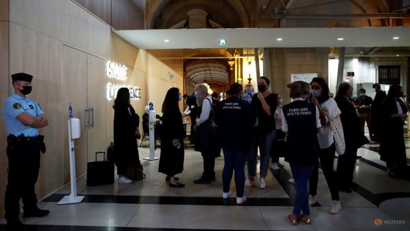 Paris attacks trial disrupted after main defendant defies judge Paris attacks trial disrupted after main defendant defies judge