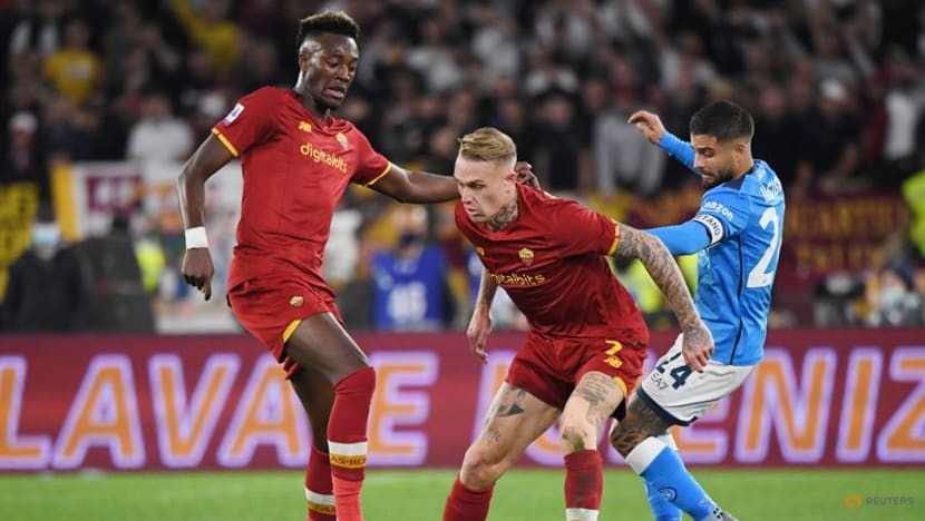 Mourinho sent off as Roma ends Napoli's winning start to season Mourinho sent off as Roma ends Napoli's winning start to season