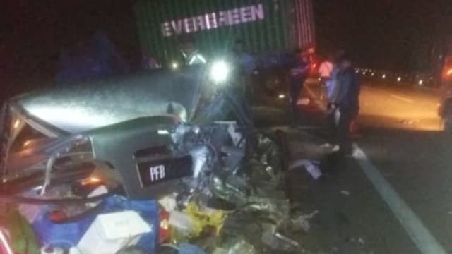 马来西亚发生恐怖车祸 休旅车坠入山谷四人亡