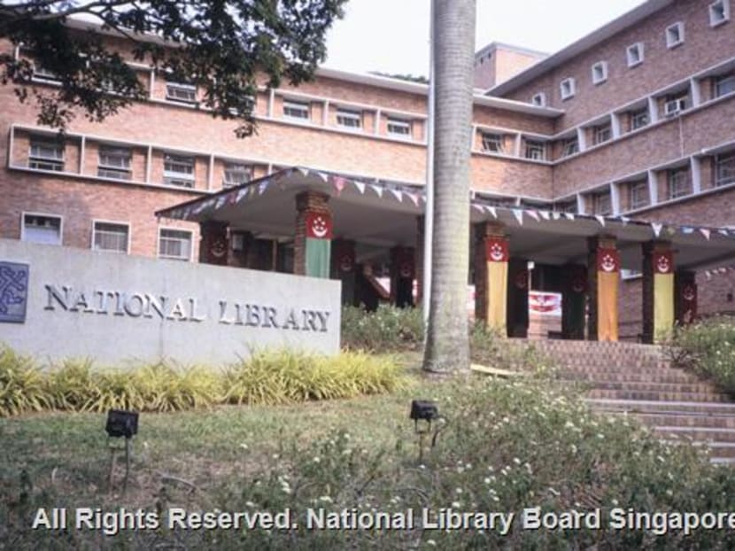 Walkway leading to National Library at Stamford Road. Photo: National Library Board Singapore