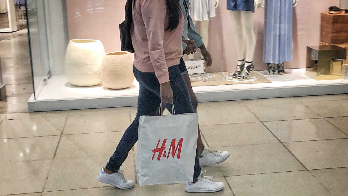Reducing plastic: H&M to charge 10 cents each for shopping bags in all ...