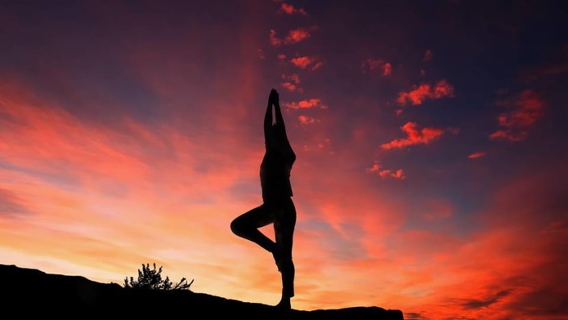 Yoga vs Pilates: Which is right for you? Yoga vs Pilates: Which is right for you?