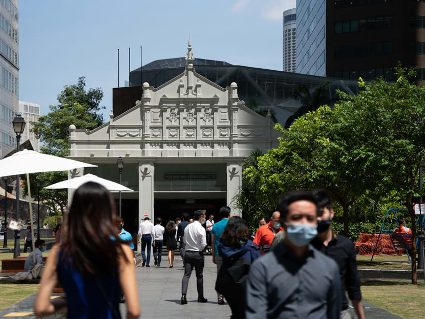 5,996 new Covid-19 cases, 2 deaths reported in Singapore 5,996 new Covid-19 cases, 2 deaths reported in Singapore
