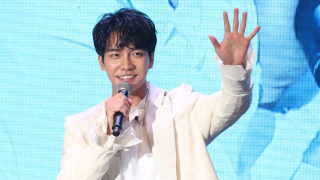 婚后人气下滑？李升基首尔演唱会1908张票，19天才卖完！