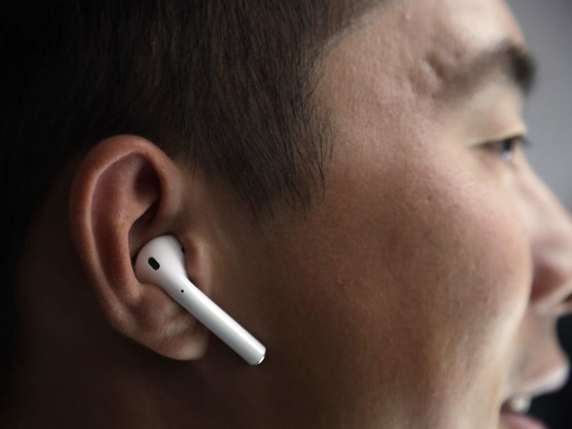 The new Apple AirPods are demonstrated during an event to announce new products on Wednesday, Sept. 7, 2016, in San Francisco. Photo: AP