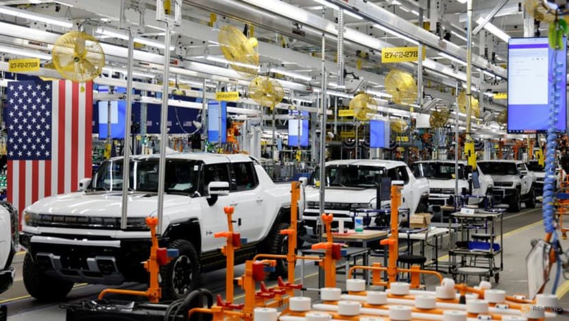 Electric automakers make last-ditch plea for more tax credits before US election Electric automakers make last-ditch plea for more tax credits before US election