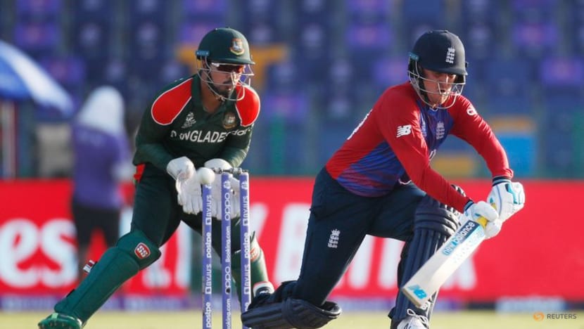 England rout Bangladesh to close in on semis berth